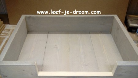 Hondenmand steigerhout zonder pootjes